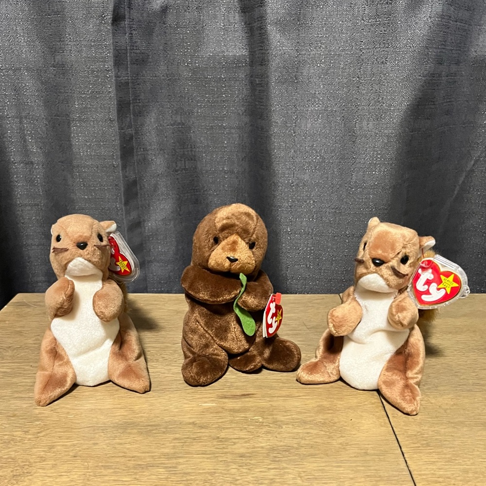Extremely Rare Ty Beanie Babies Seaweed and Nuts (x2).